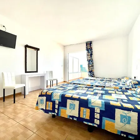 Nice Studio With Shared Rooftop Pool, In Puerto De La Cruz Puerto de la Cruz (Tenerife)