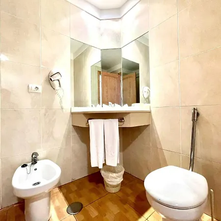 Nice Studio With Shared Rooftop Pool, In Puerto De La Cruz Apartment *