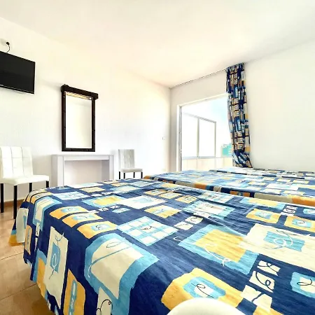 Nice Studio With Shared Rooftop Pool, In Puerto De La Cruz 아파트